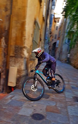 2019-11-17 Grasse Urban Downhill